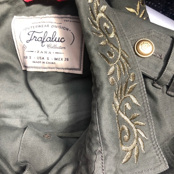 ❤️Zara Trafaluc Military Green Shirt Jacket Shacket Embroidered Golden Pockets S - Picture 8 of 11